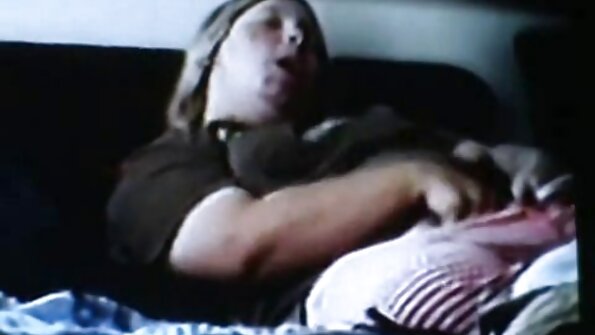 Pár fekete fasz teszi szőke hd pornó filmek ribanc