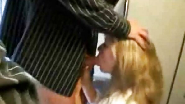 Lány Tini sikolyok hangosan az első alkalom, hogy hd szex a seggét penetráció
