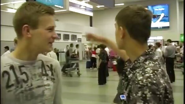 Egy másik házi Tinny Sissy nagy segg hd játszik vele játék a fürdőszobában