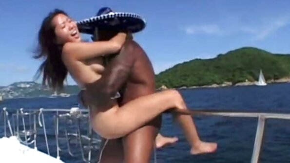 Kívánós cuckold Feleség sucks és Baszás BBC-ban szexfilmek hd front a neki férj